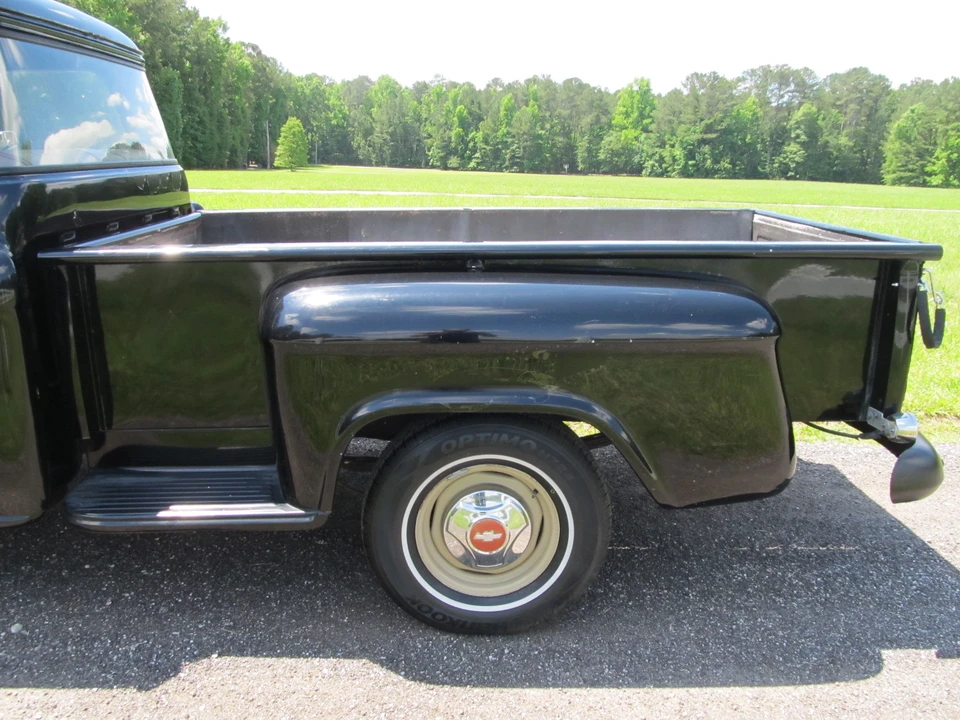 1959 Chevrolet Task Force - Image 20 of 31