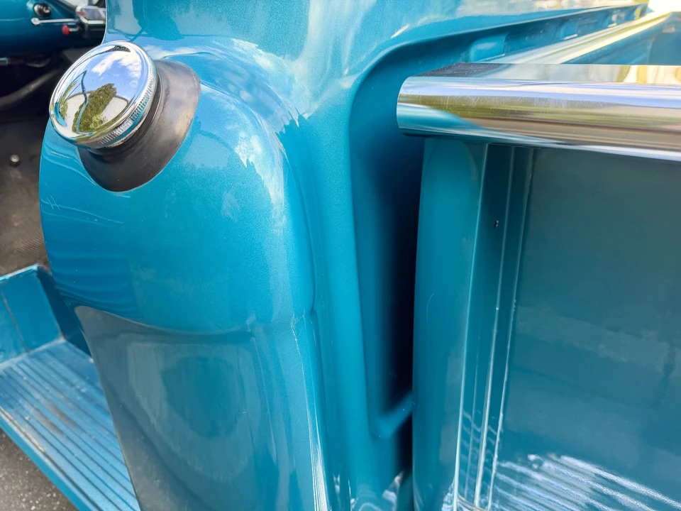 1959 Chevrolet Task Force - Image 30 of 31