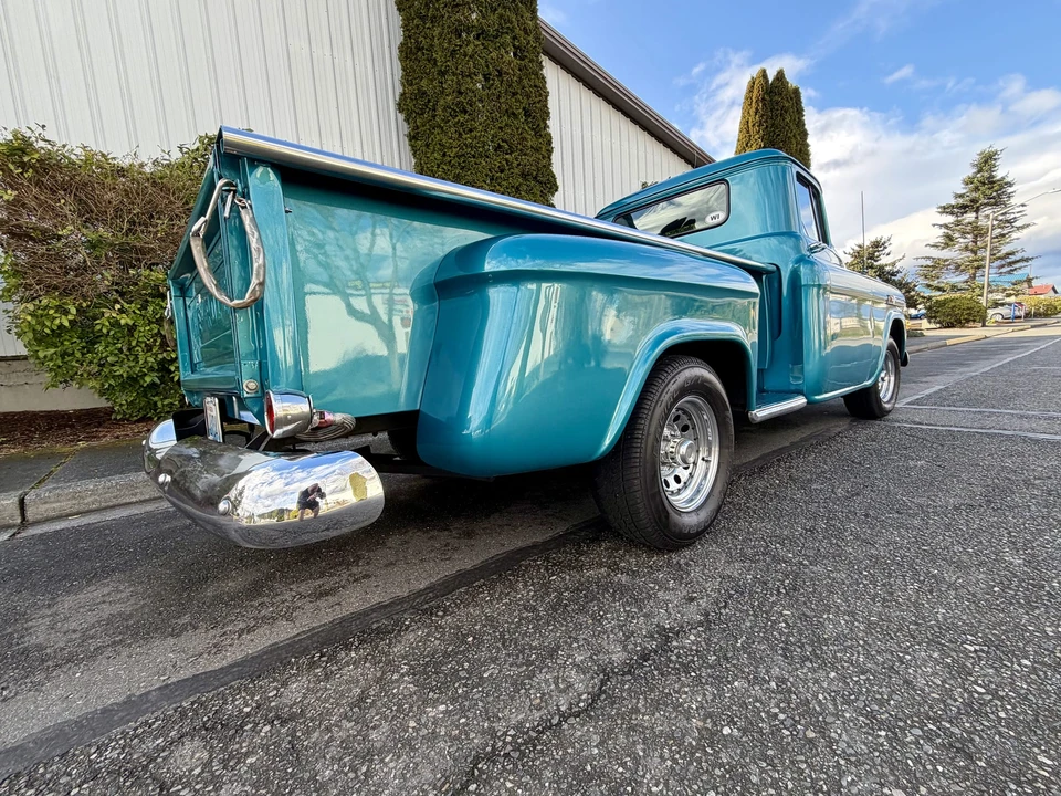 1959 Chevrolet Task Force - Image 7 of 31