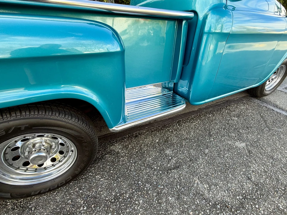 1959 Chevrolet Task Force - Image 29 of 31