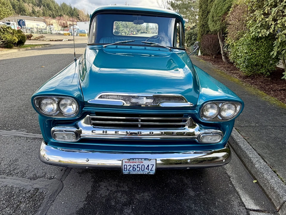 1959 Chevrolet Task Force - Image 17 of 31