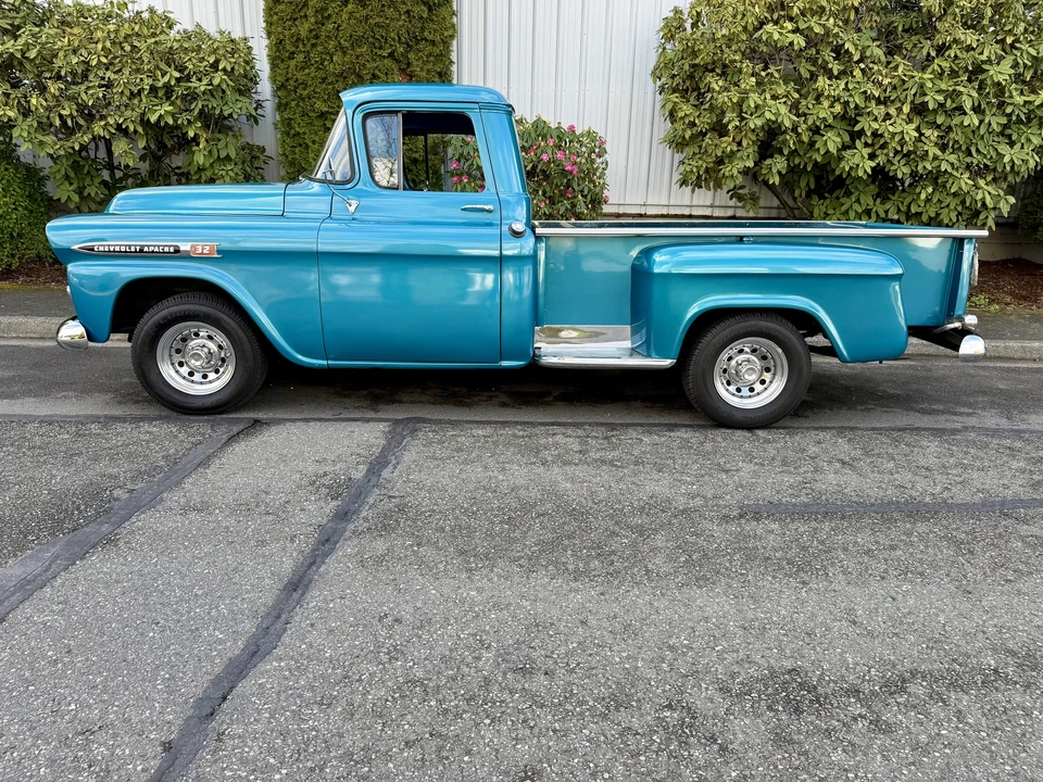 1959 Chevrolet Task Force - Image 4 of 31