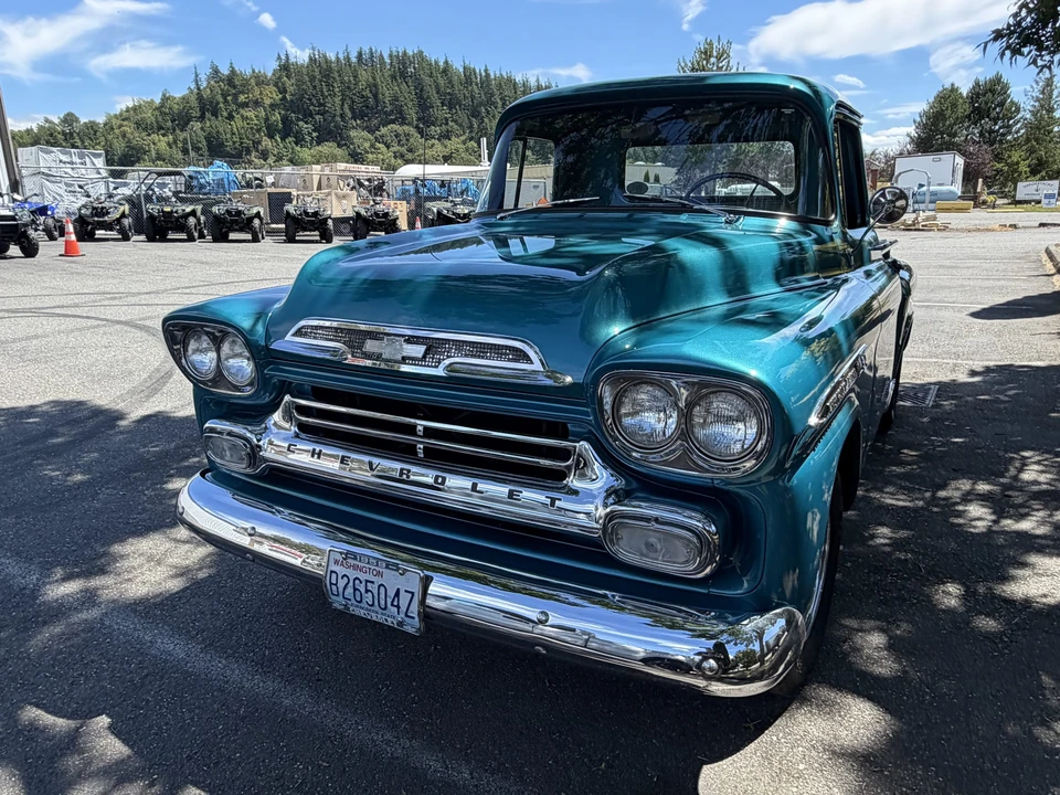 1959 Chevrolet Task Force - Image 20 of 31