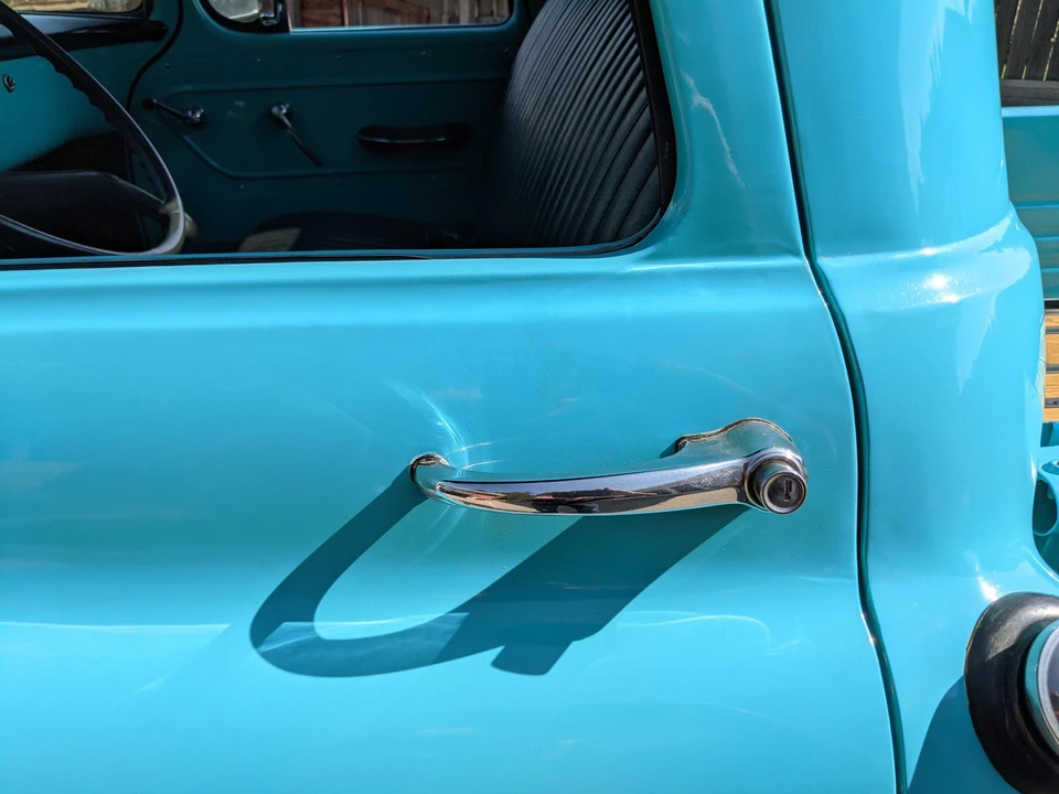 1959 Chevrolet Task Force - Image 17 of 31