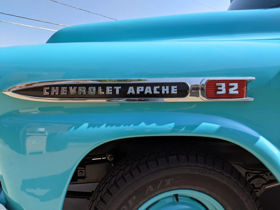 1959 Chevrolet Task Force - Image 15 of 31