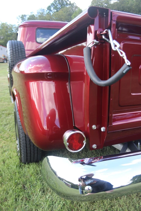 1959 Chevrolet Task Force - Image 23 of 31