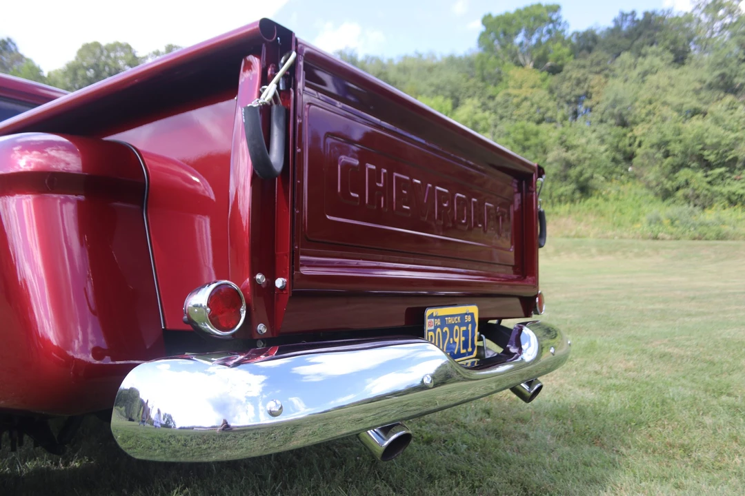 1959 Chevrolet Task Force - Image 24 of 31