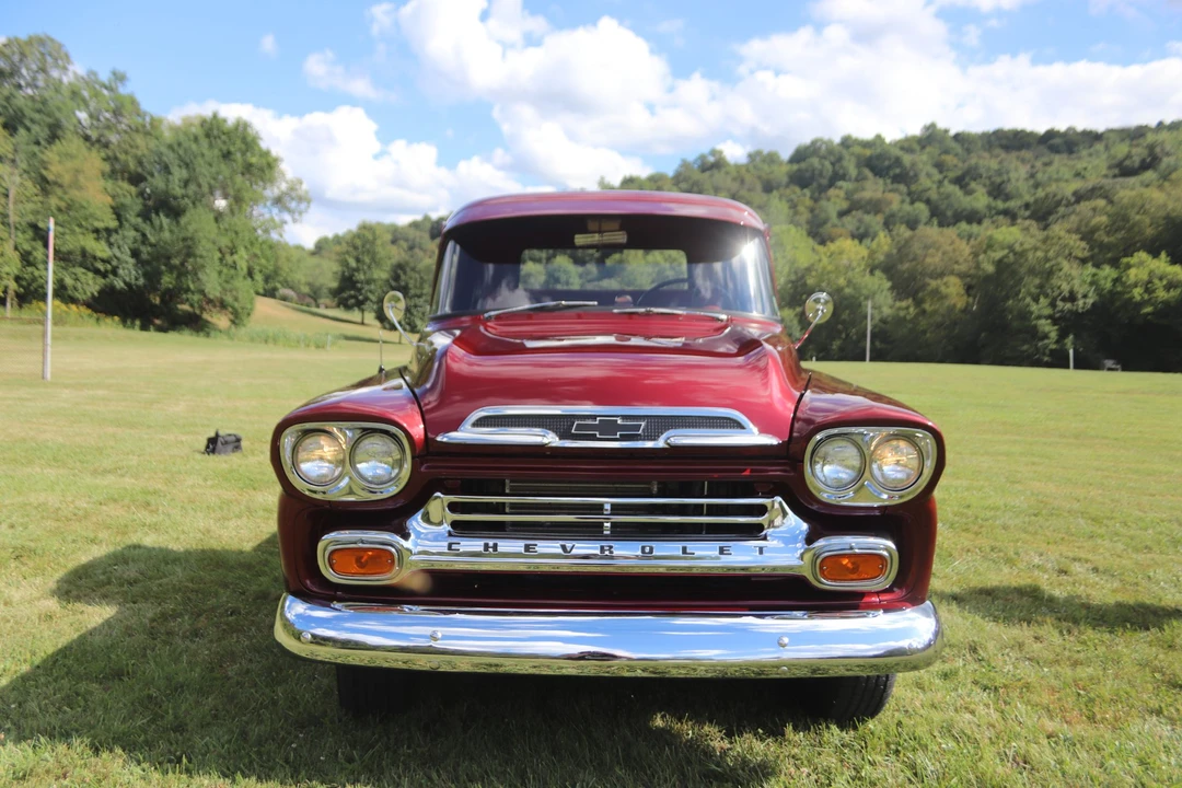 1959 Chevrolet Task Force - Image 9 of 31