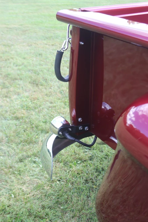 1959 Chevrolet Task Force - Image 29 of 31