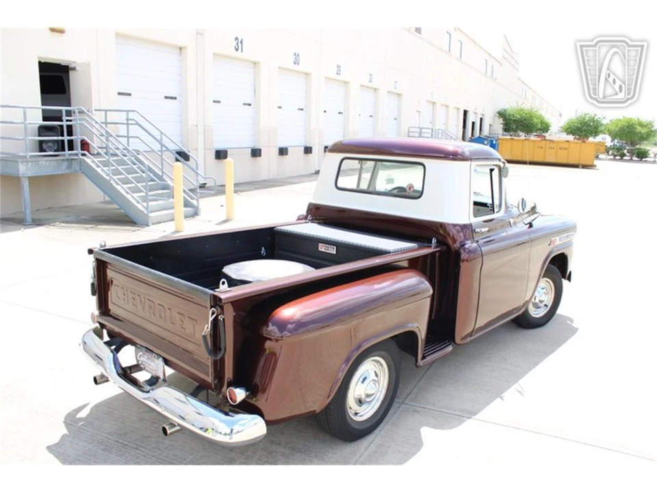 1959 Chevrolet Task Force - Image 11 of 31