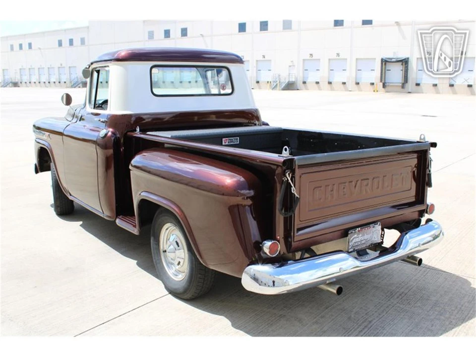 1959 Chevrolet Task Force - Image 6 of 31