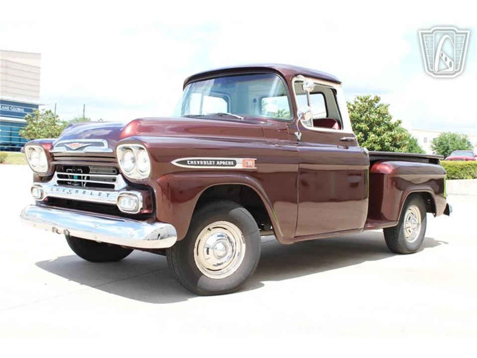 1959 Chevrolet Task Force - Image 25 of 31