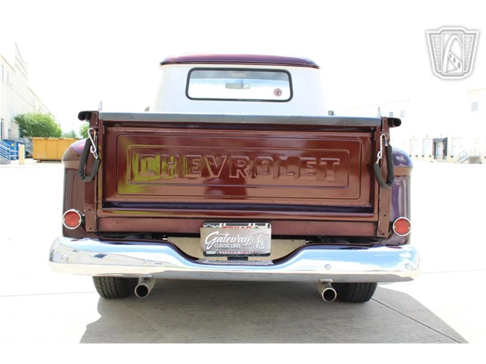 1959 Chevrolet Task Force - Image 10 of 31