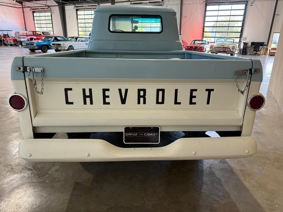 1959 Chevrolet Task Force - Image 17 of 29