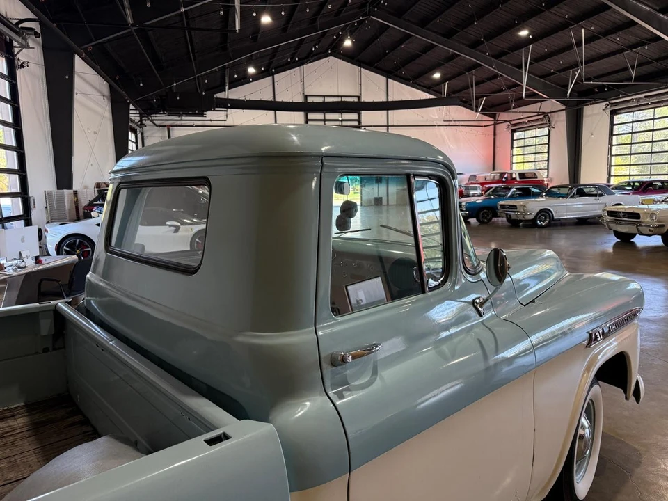 1959 Chevrolet Task Force - Image 16 of 29