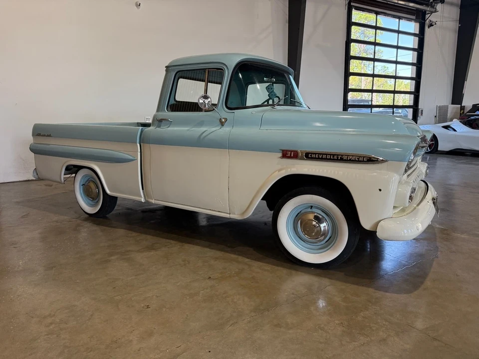 1959 Chevrolet Task Force - Image 7 of 21
