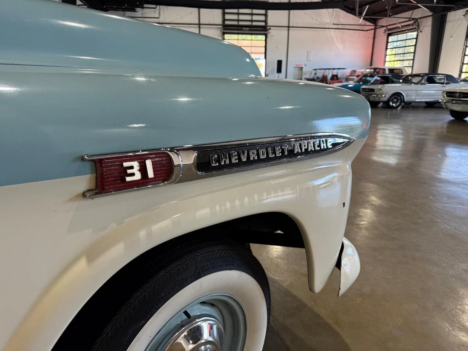 1959 Chevrolet Task Force - Image 13 of 31