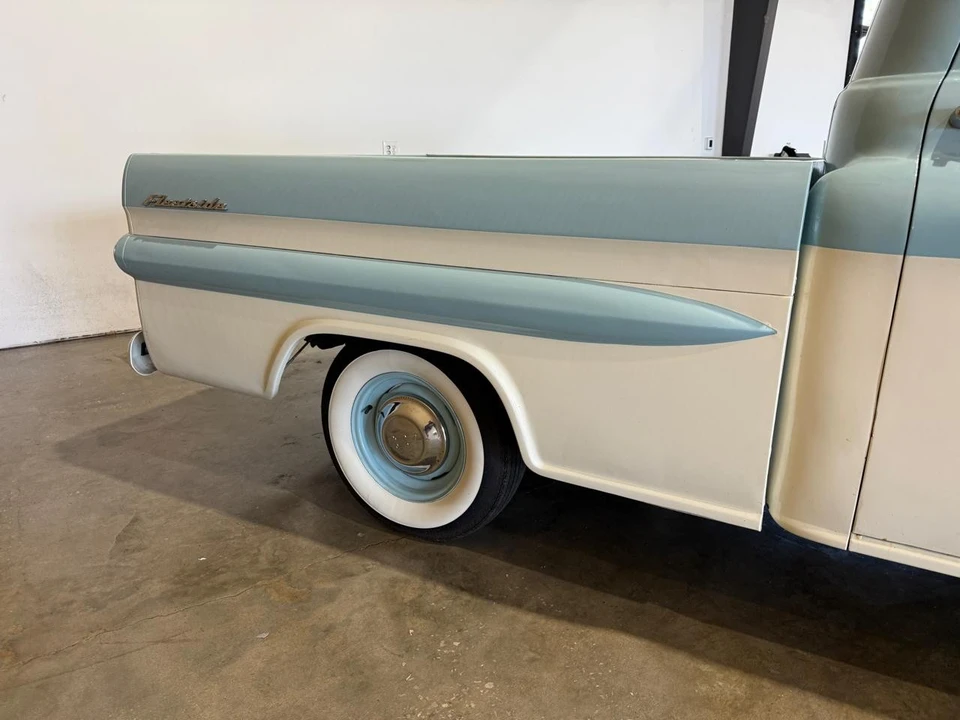 1959 Chevrolet Task Force - Image 14 of 31