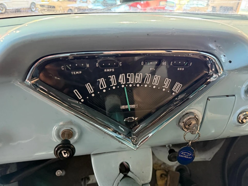 1959 Chevrolet Task Force - Image 28 of 31