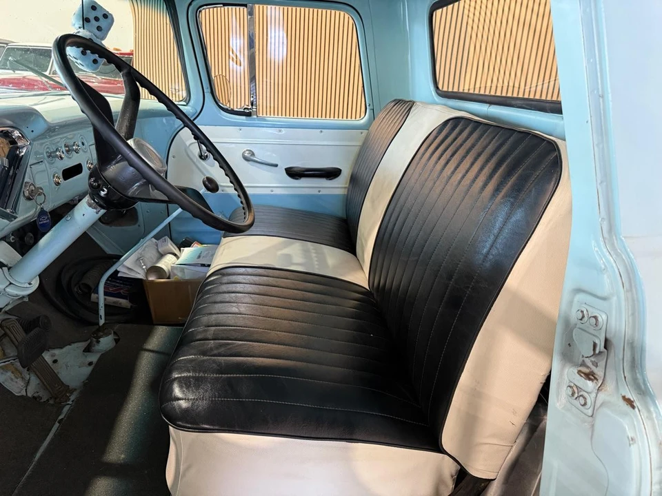 1959 Chevrolet Task Force - Image 23 of 29