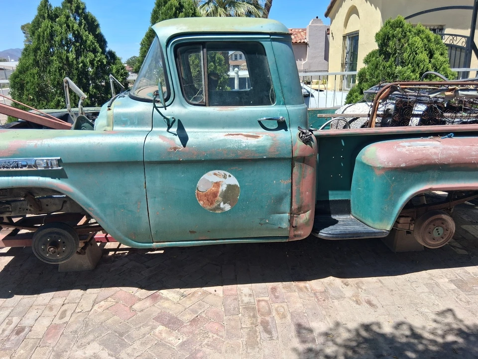 1959 Chevrolet Task Force - Image 7 of 14