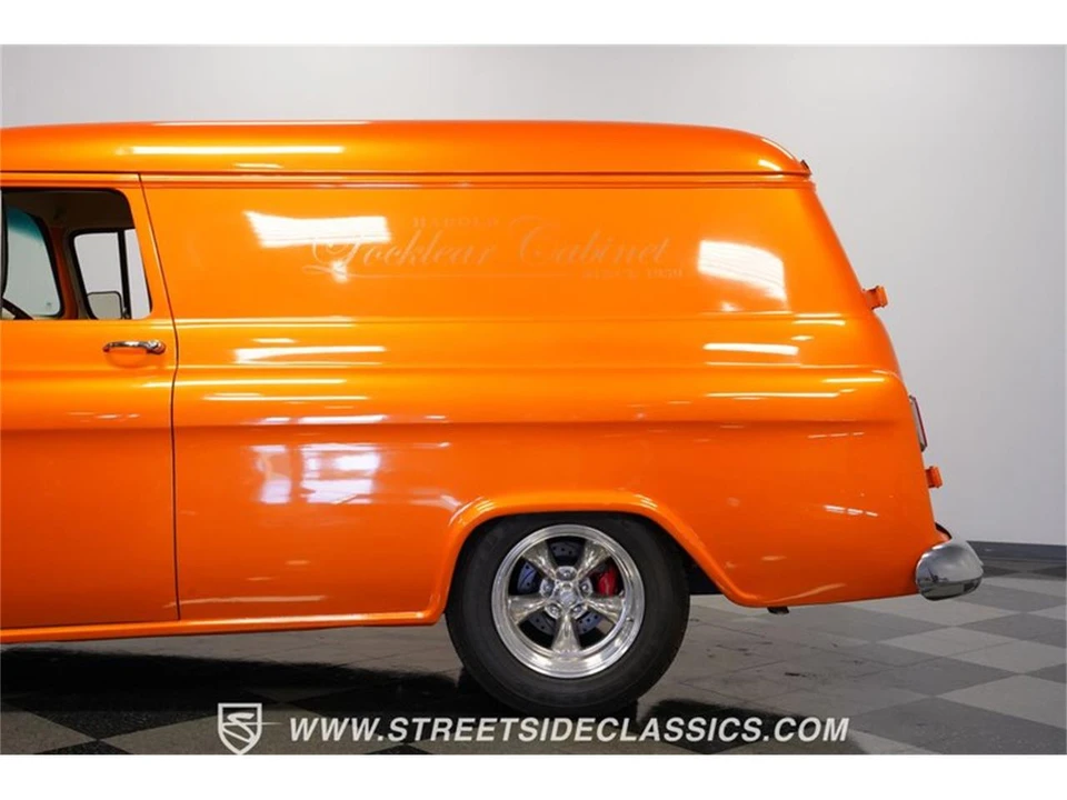 1959 Chevrolet Task Force - Image 23 of 31