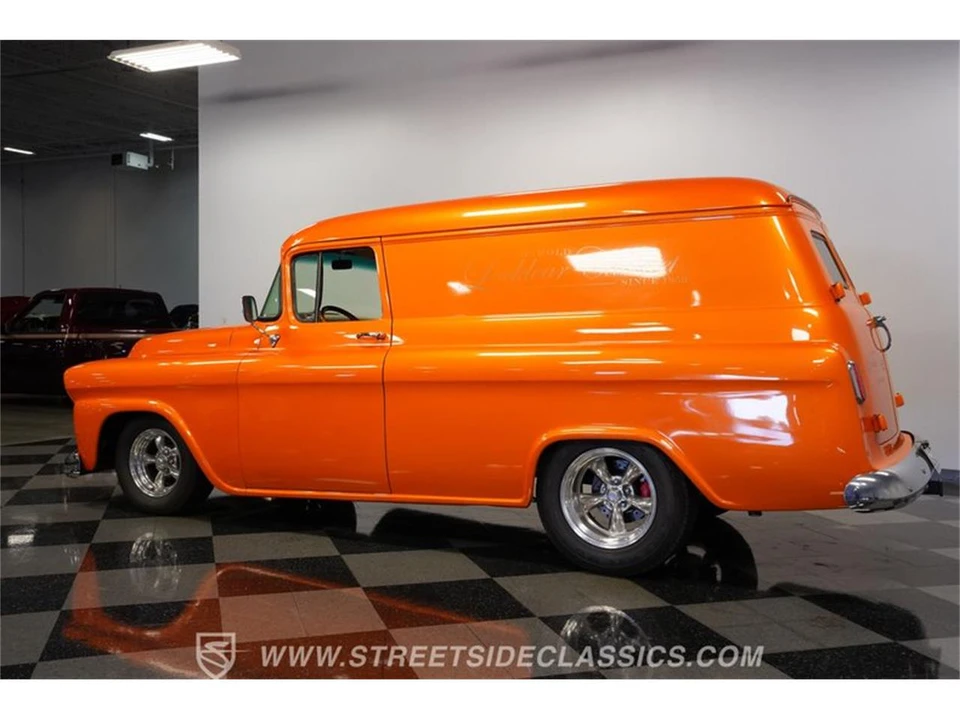 1959 Chevrolet Task Force - Image 7 of 31