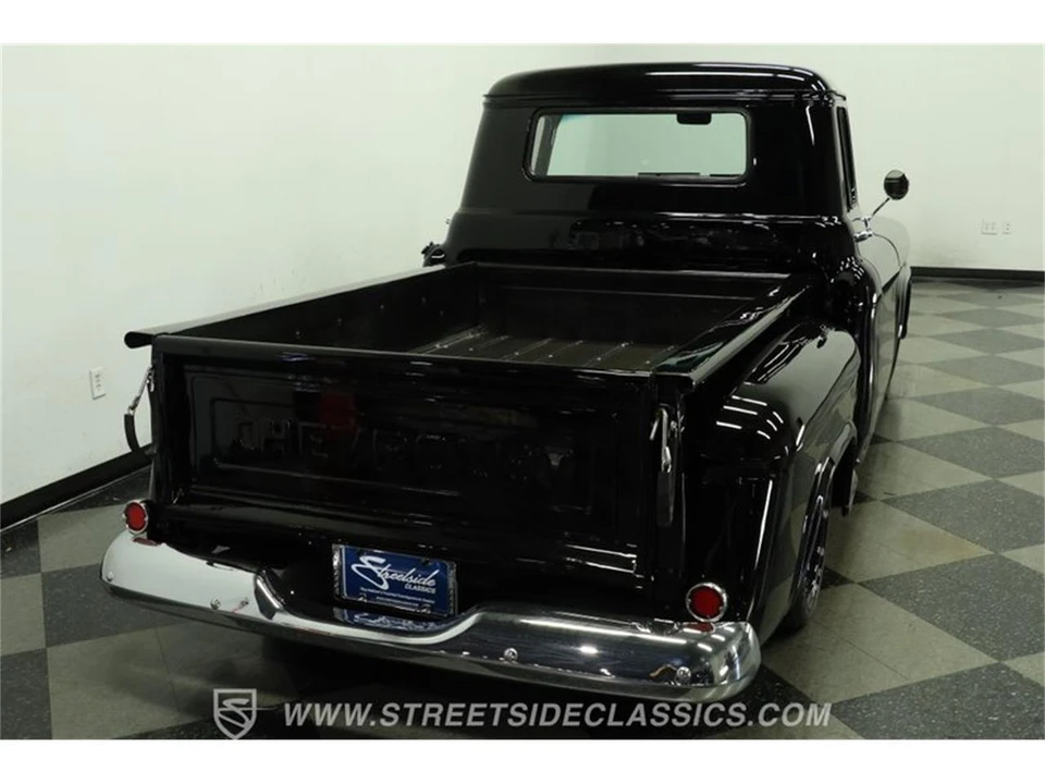 1959 Chevrolet Task Force - Image 10 of 31