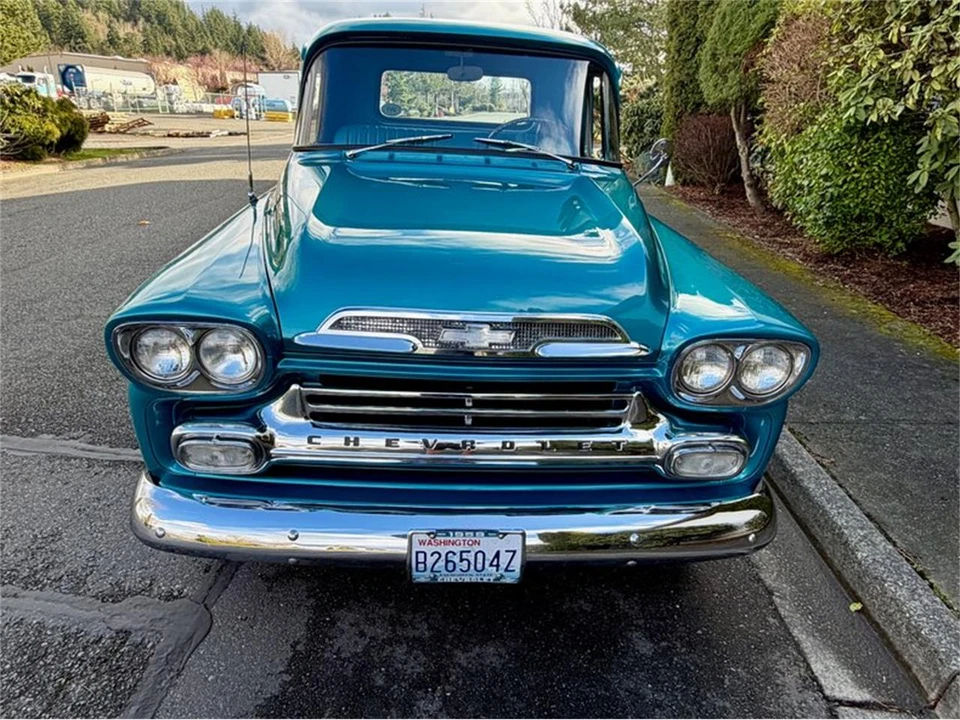 1959 Chevrolet Task Force - Image 24 of 31