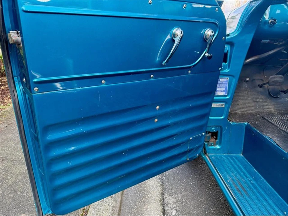 1959 Chevrolet Task Force - Image 27 of 31