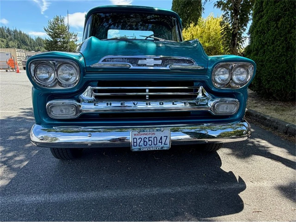 1959 Chevrolet Task Force - Image 13 of 31