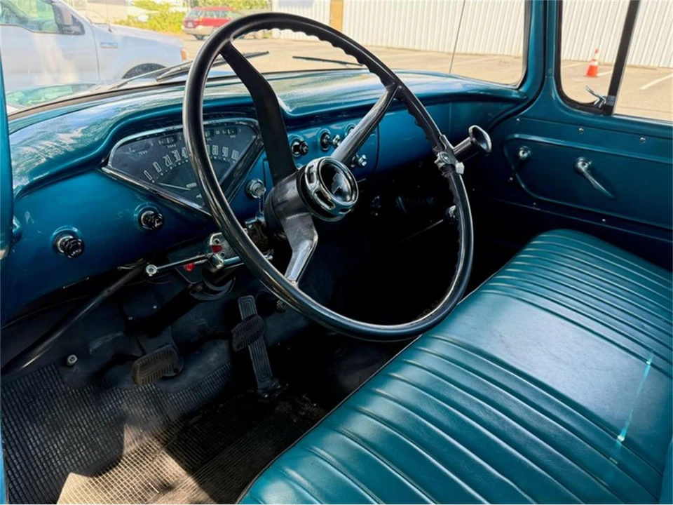 1959 Chevrolet Task Force - Image 29 of 31