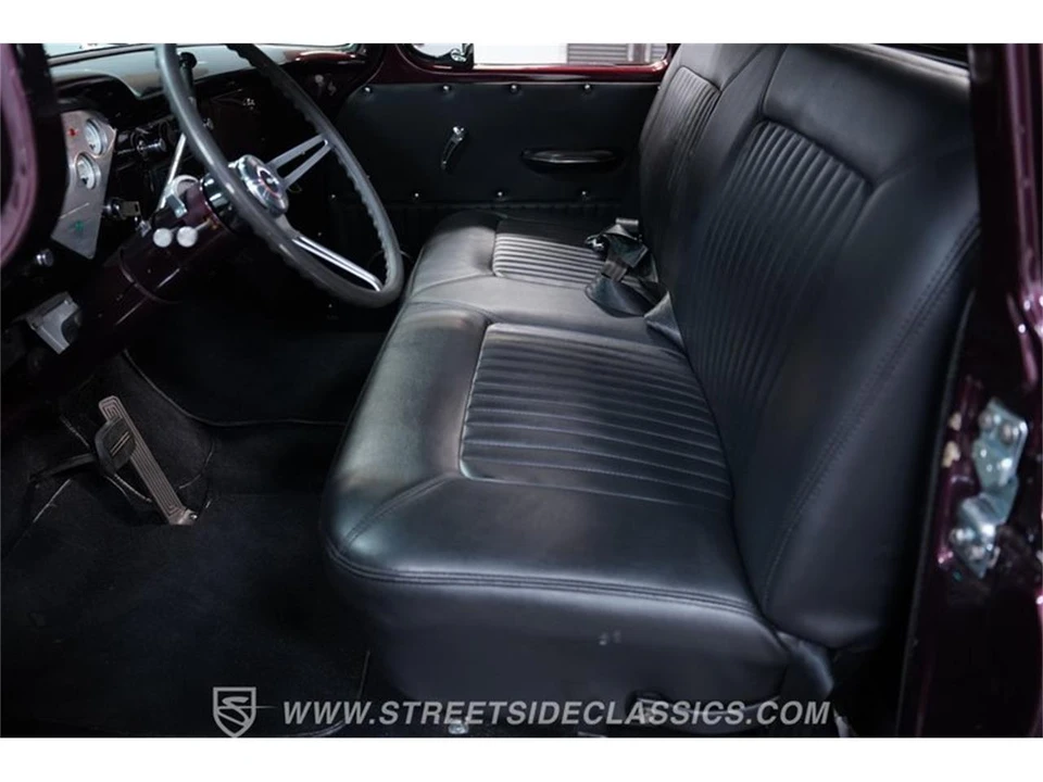 1959 Chevrolet Task Force - Image 29 of 31