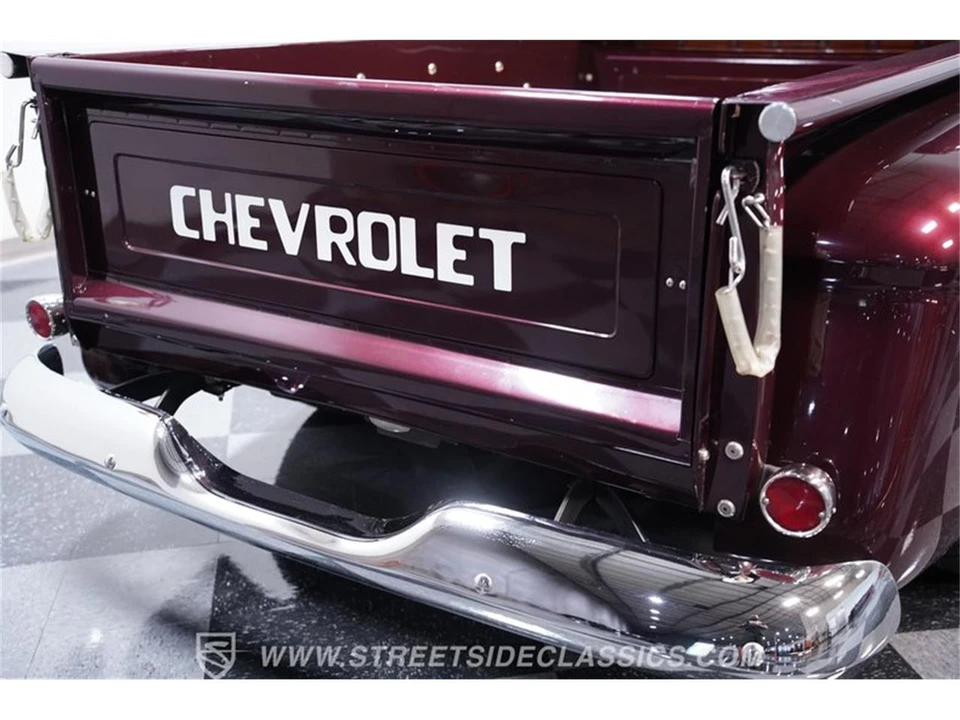 1959 Chevrolet Task Force - Image 21 of 31