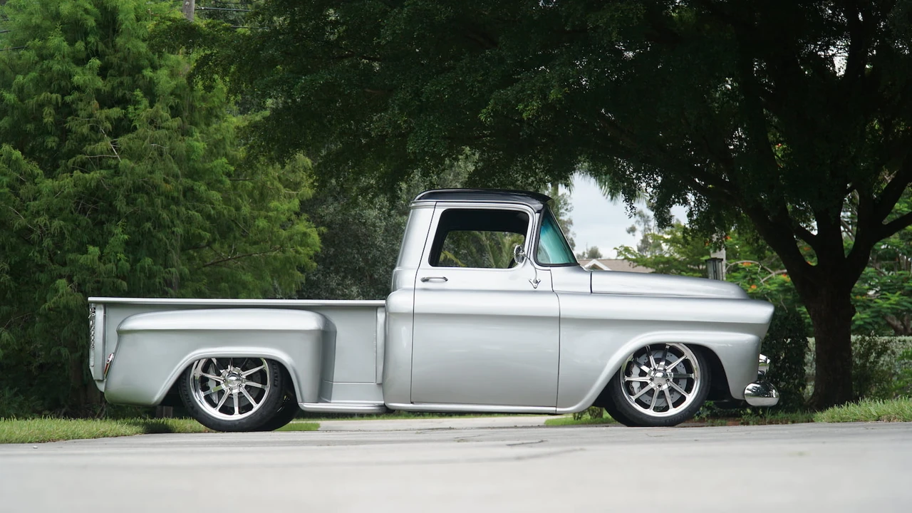 1959 Chevrolet Task Force - Image 2 of 22