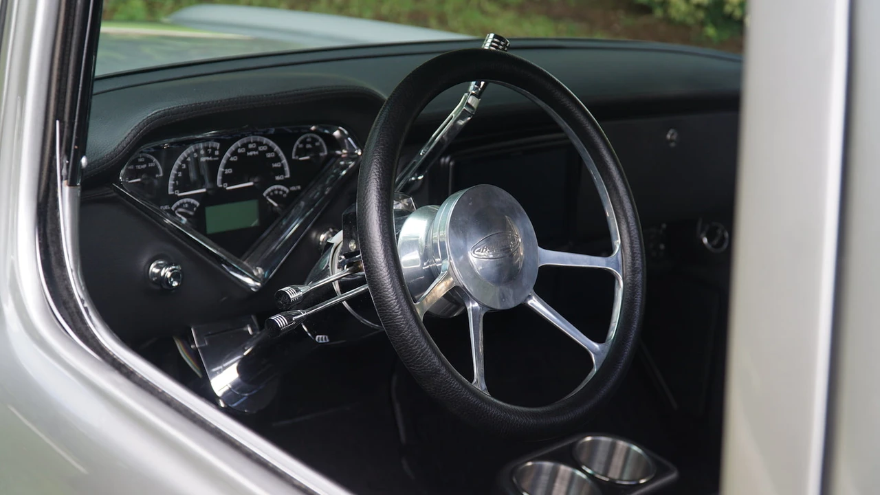 1959 Chevrolet Task Force - Image 6 of 22