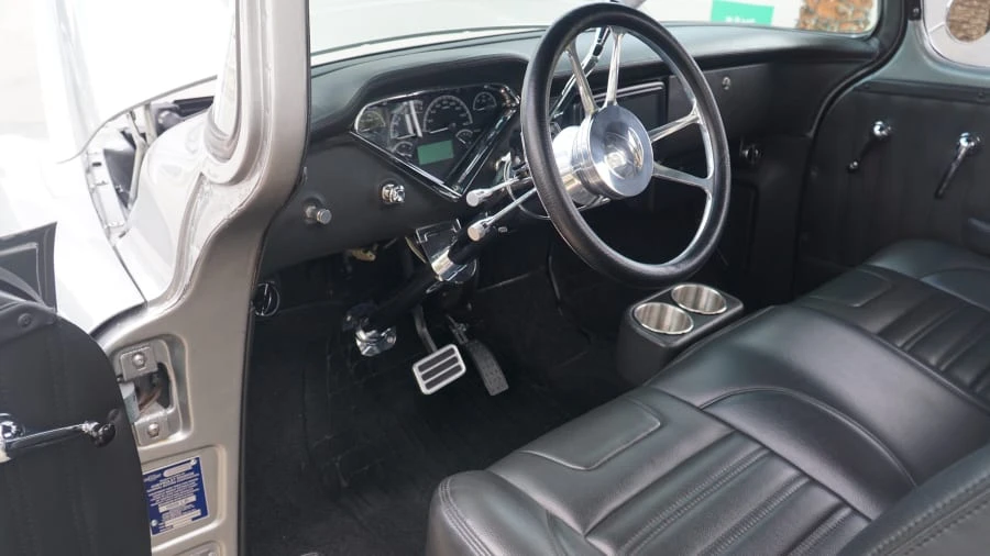 1959 Chevrolet Task Force - Image 3 of 6