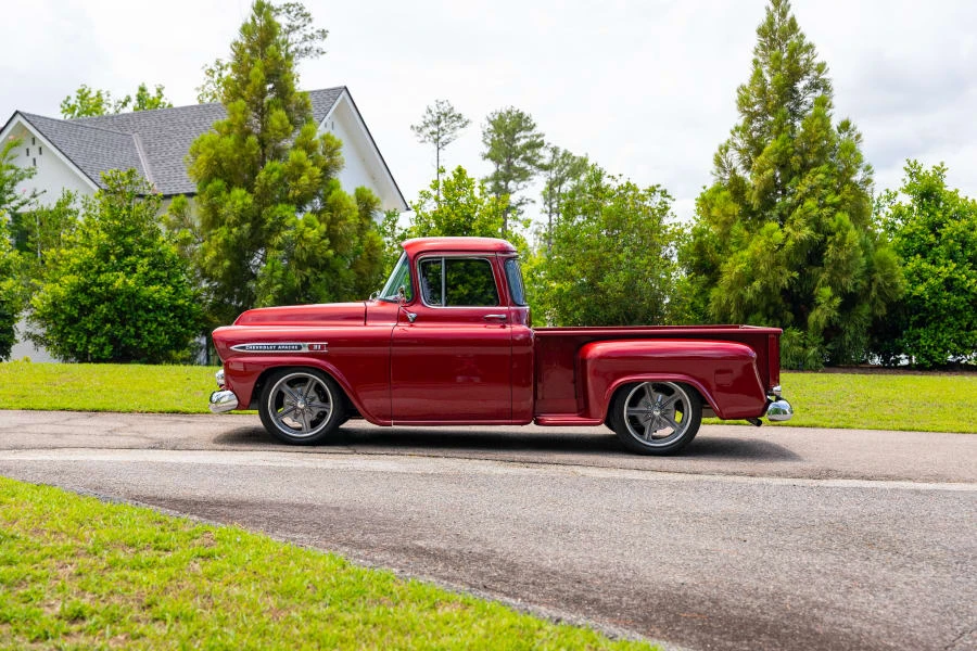 1959 Chevrolet Task Force - Image 15 of 29