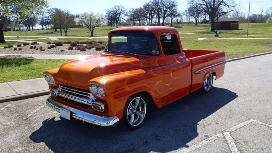 1959 Chevrolet Task Force - Image 11 of 31