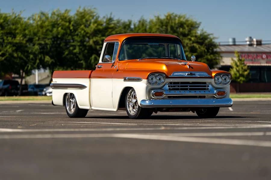 1959 Chevrolet Task Force - Image 6 of 31