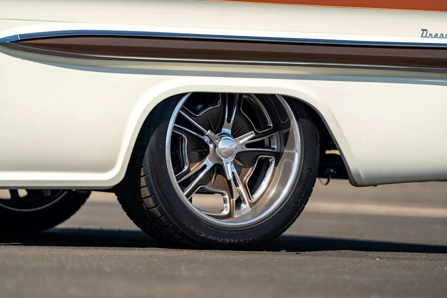 1959 Chevrolet Task Force - Image 17 of 31