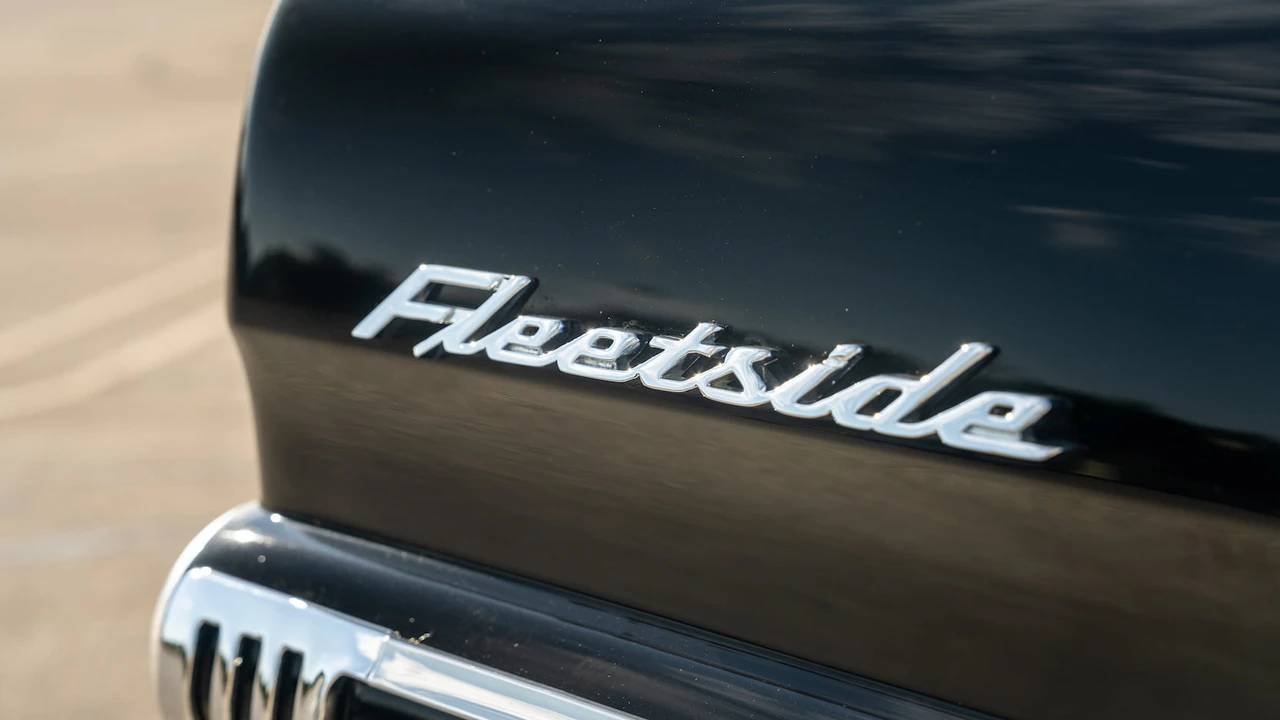 1959 Chevrolet Task Force - Image 10 of 21