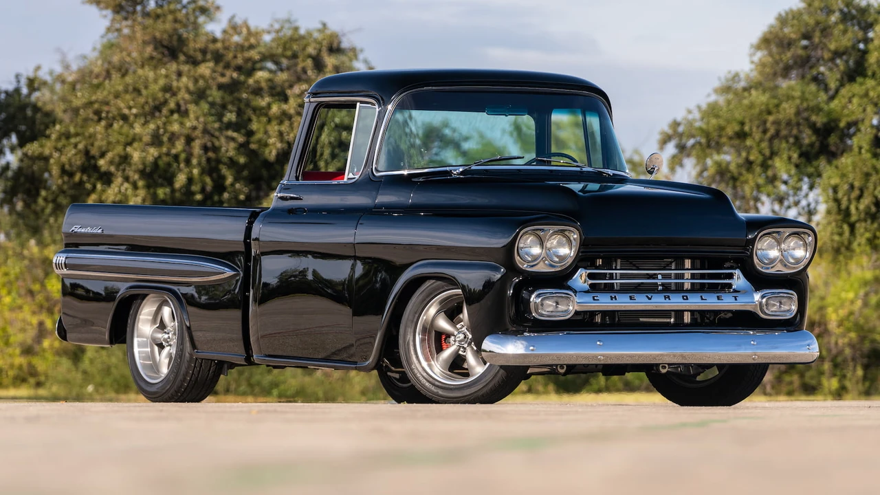 1959 Chevrolet Task Force - Image 12 of 21
