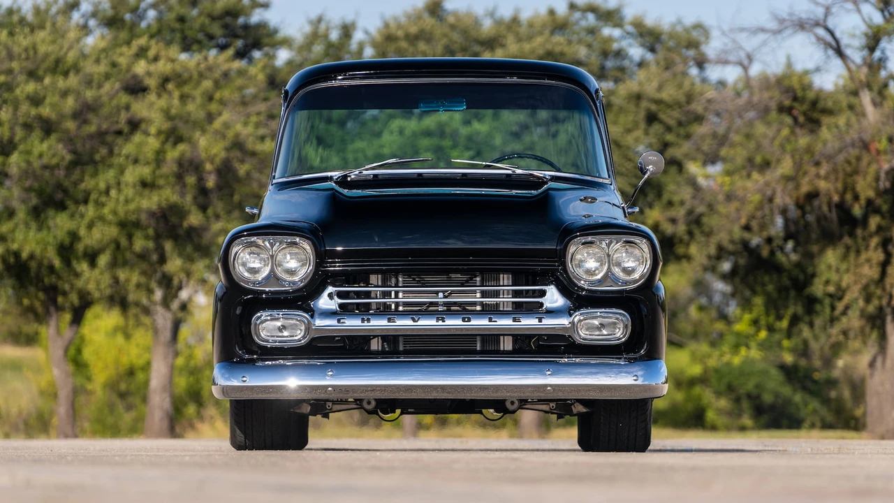 1959 Chevrolet Task Force - Image 15 of 21