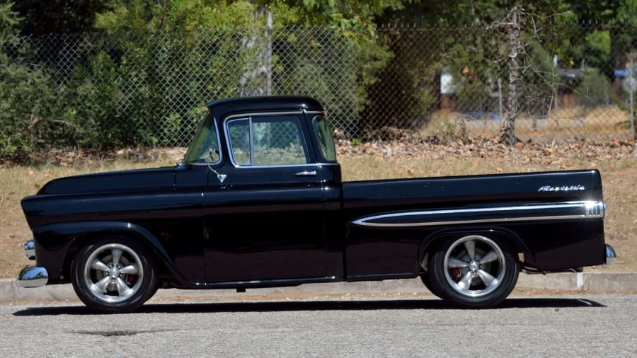 1959 Chevrolet Task Force - Image 8 of 27