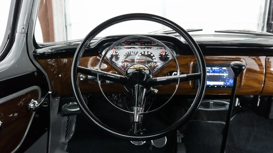 1959 Chevrolet Task Force - Image 4 of 31
