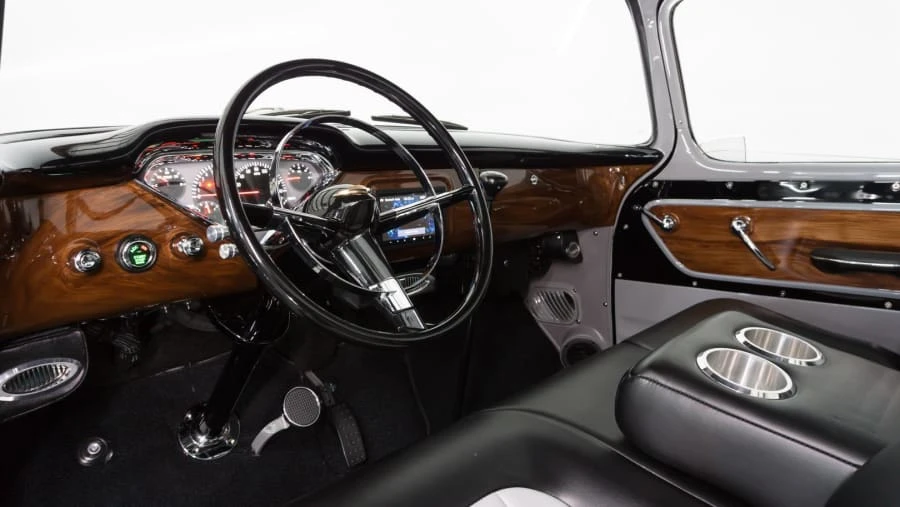 1959 Chevrolet Task Force - Image 3 of 31