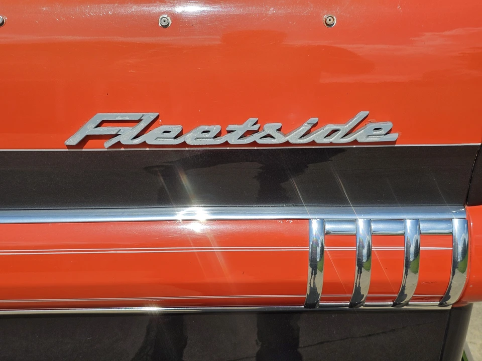 1959 Chevrolet Task Force - Image 29 of 31