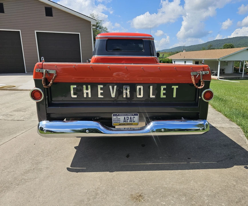 1959 Chevrolet Task Force - Image 6 of 31