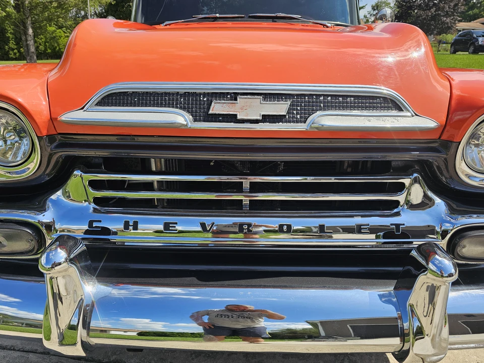 1959 Chevrolet Task Force - Image 10 of 31